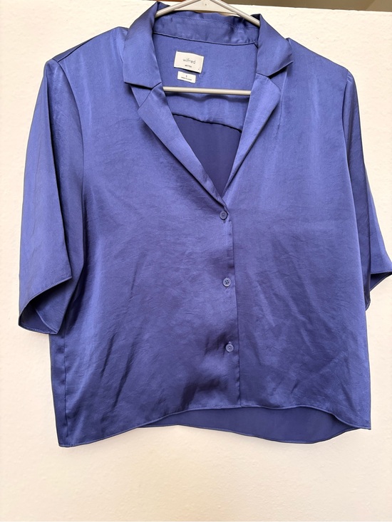 Wilfred Tops - Aritzia Purple Satin Short-Sleeve Button Up Blouse